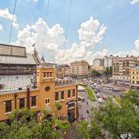 Apartments Near Parus Business Centre Kiev Esterno foto