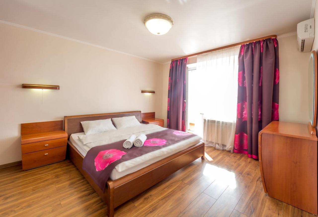 Apartments Near Parus Business Centre Kiev Esterno foto