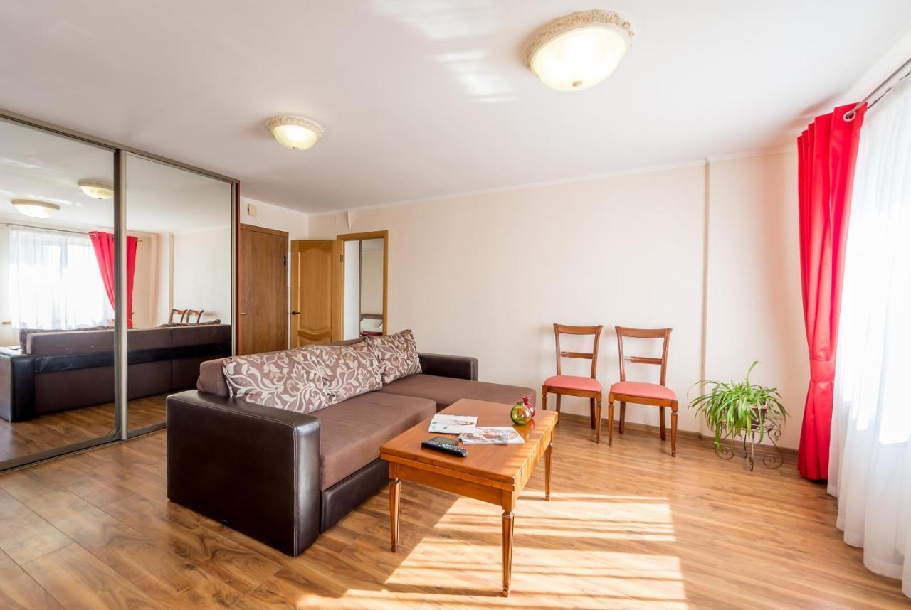 Apartments Near Parus Business Centre Kiev Esterno foto
