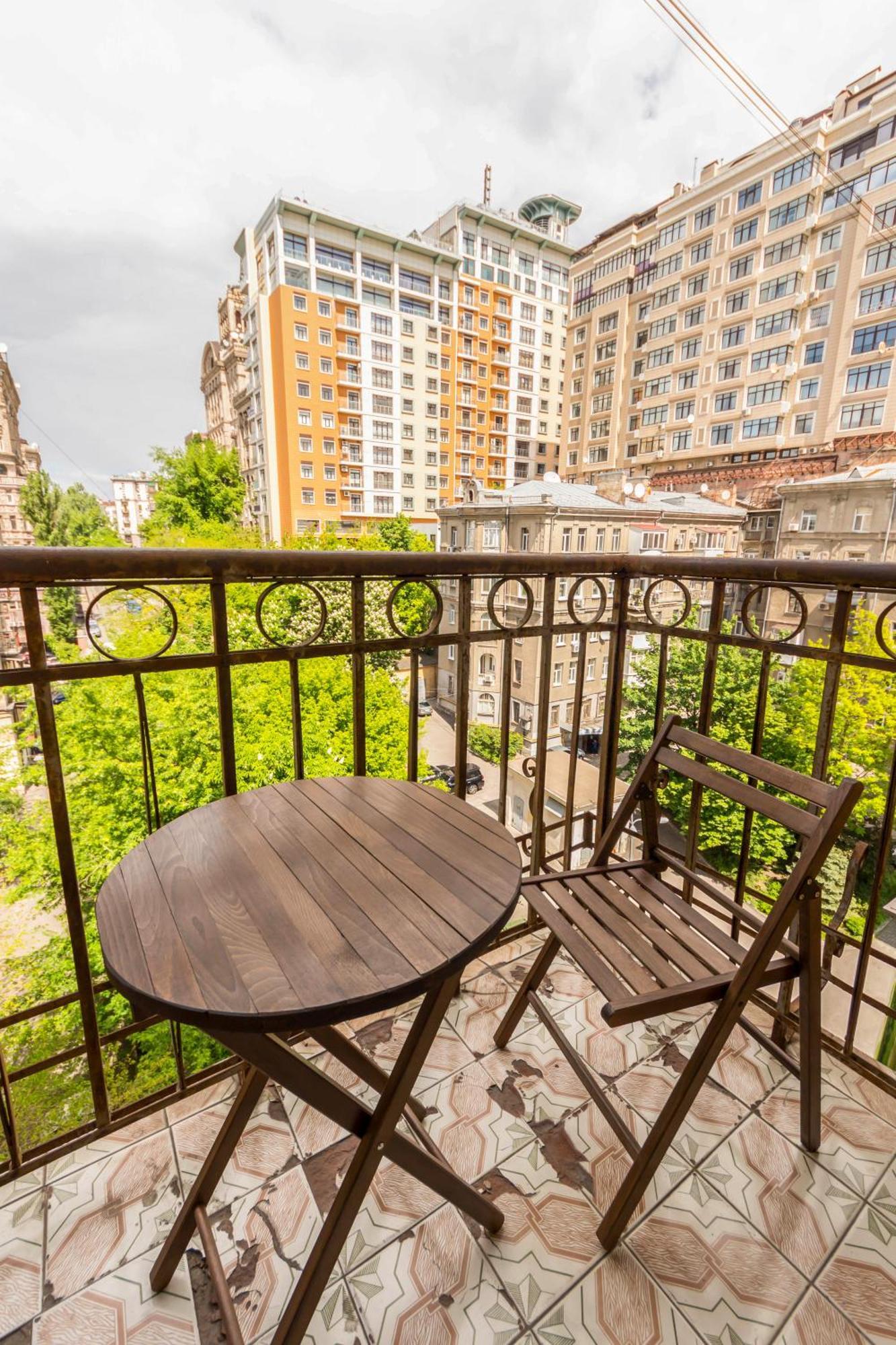 Apartments Near Parus Business Centre Kiev Esterno foto